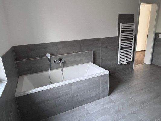 EG WE02 Badewanne.jpg