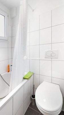 1. OG Badezimmer 2