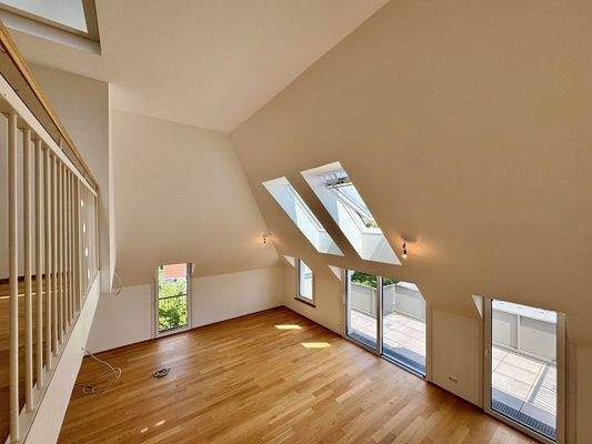 Beeindruckender Wohn-Essbereich