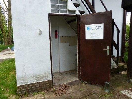 Abstellraum unter Außentreppe