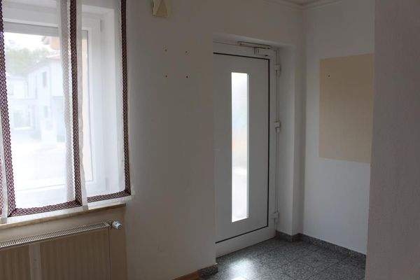 EG - Rezeption (Bild 2) - Haupteingang