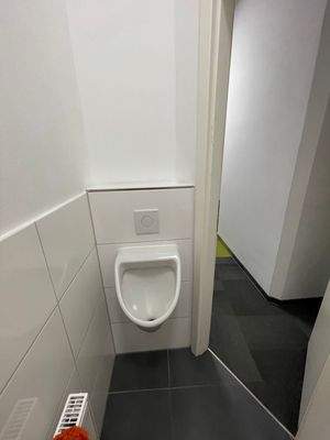 innen  WC  Herren 1  .JPG