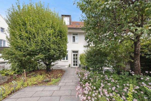 Frontansicht Hauseingang