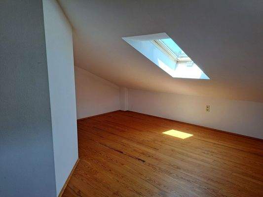 Dachgeschoss Zimmer 4