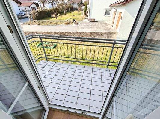 Balkon zur Westseite vom Schlafzimmer aus begehbar