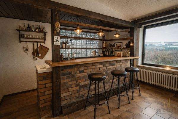 Designvorschlag (KI optimiert) Kellerbar