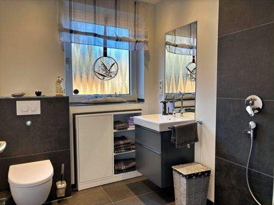 Duschbad im Erdgeschoss