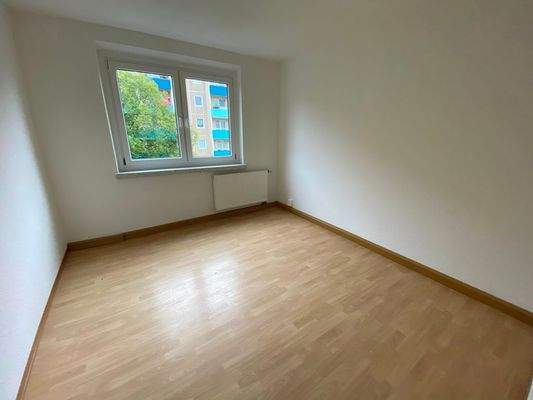 Das großzügige Schlafzimmer