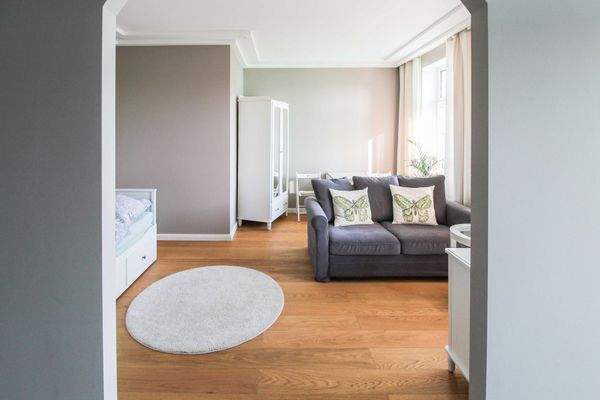 Durchgang Küche in Wohnzimmer