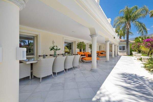 Photo: Villa in Nueva Andalucia