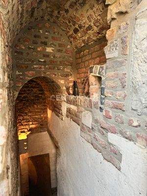 Abgang zum Weinkeller