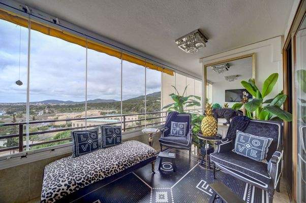 2022_03_11_7094 And8moreN_Y_Interior