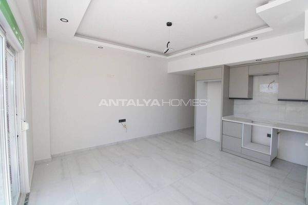 2-Bedroom Apartment in a Complex with a Pool in Antalya Manavgat
