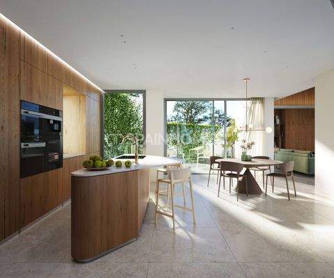 Elegant Southwest-Facing House in Exclusive Las Colinas Golf