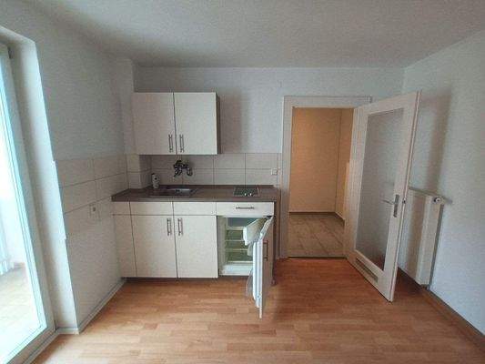 Wohnküche; kl. Pantry-Küche