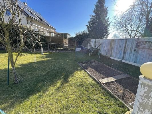 Garten mit Obstbaumbestand