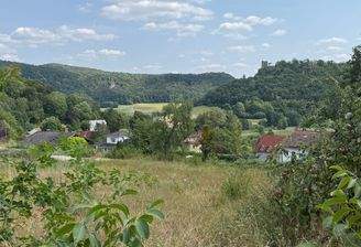 Blick vom Grundstück zur Neideck