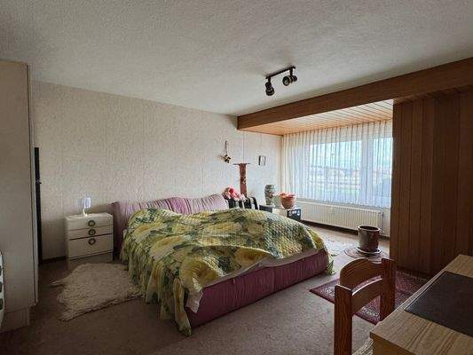 wohnlich ausgebauter Kellerraum