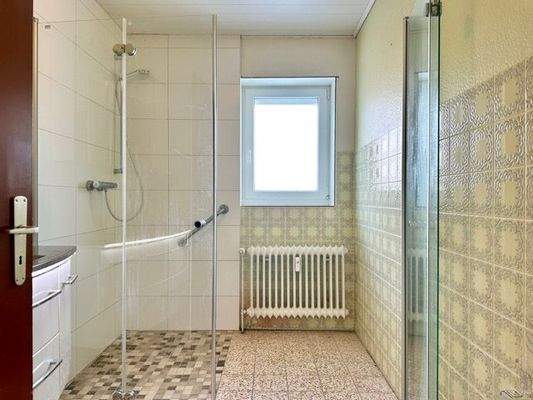 Wohnung 2 Duschbad EG