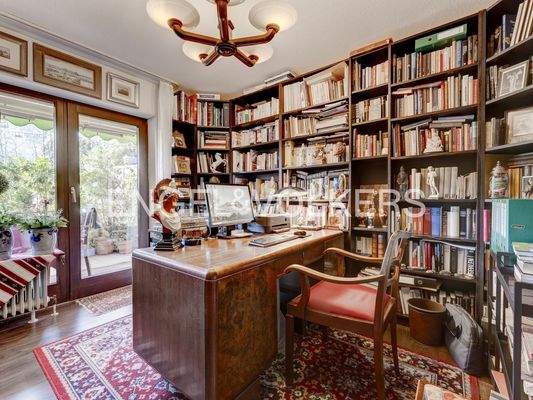 Arbeits-/Kinderzimmer...