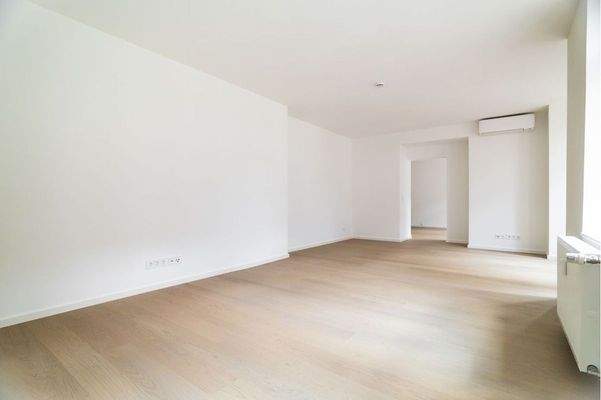 Wohnloung mit Blick Richtung Küche