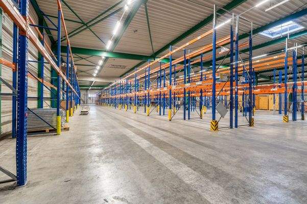 e5702e1d-215c-4d0c-a3a7-f8fd8bc48264_original