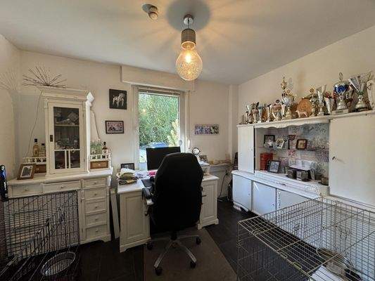 Esszimmer/Büro re DHH