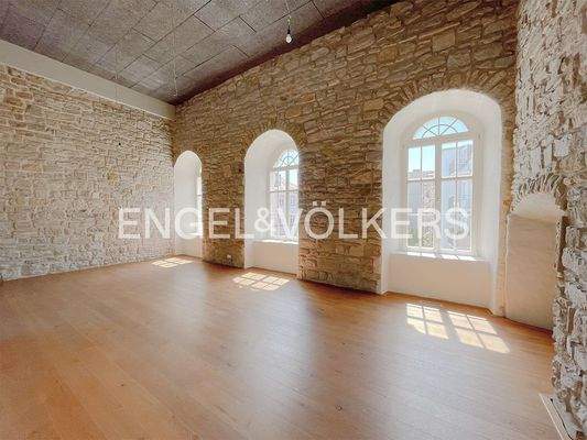 Elegante Fensterfront