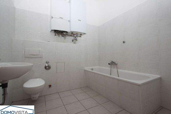 Badezimmer 2.OG links