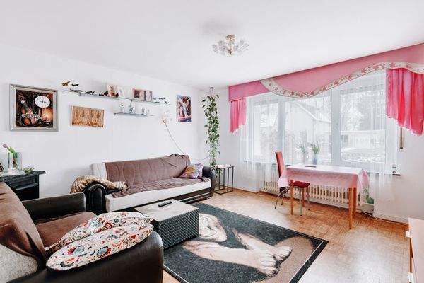 Wohnzimmer in der Erdgeschosswohnung