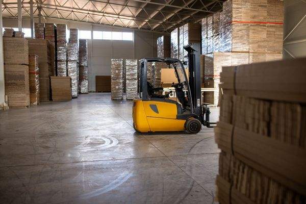 Beispielbild Versand-, Lagerhalle