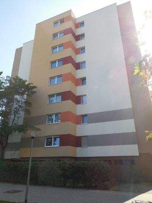 Seitenansicht des Wohngebäudes