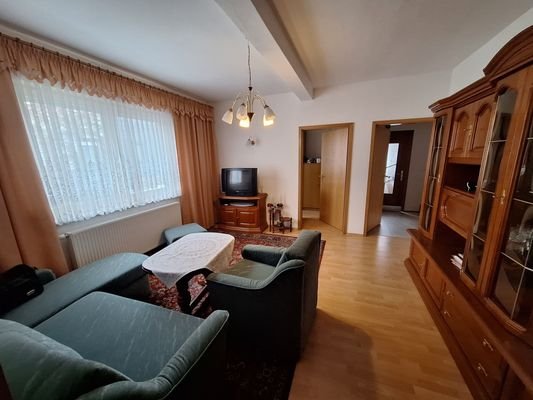 Ansicht Wohnzimmer EG vom Schlafzimmer.jpg