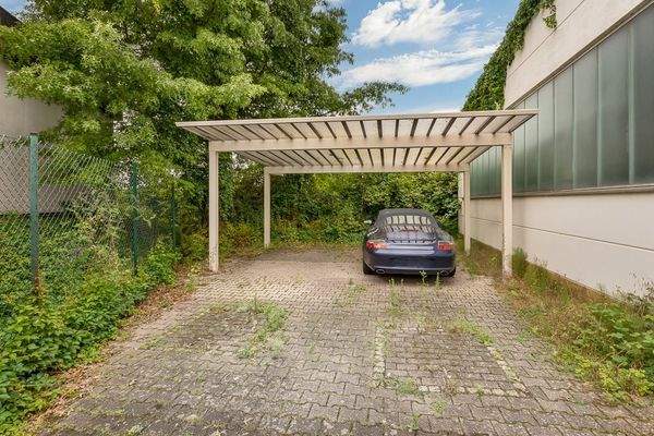 Carport