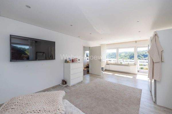 3400 Schlafzimmer 2 b