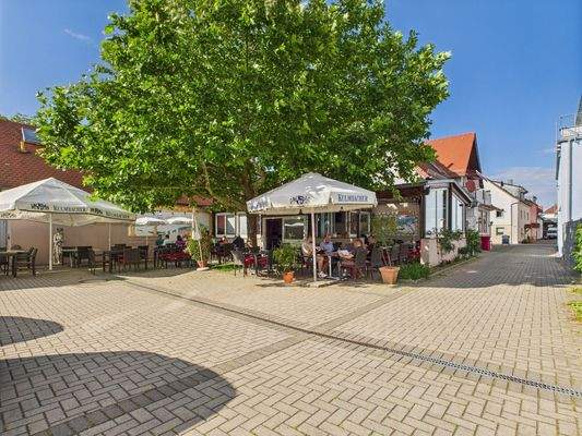 CAM03833G0-PR0073-STILL002