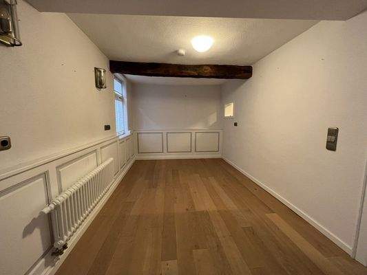 Haus-Gießen-Tiefenweg 5-Arbeitszimmer Erdgeschoss 