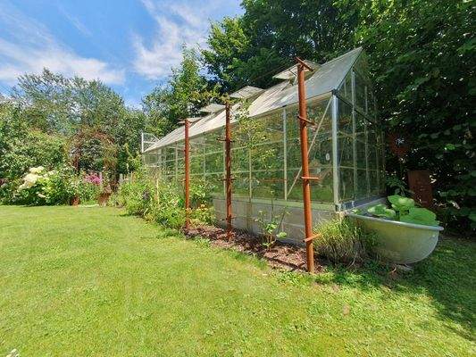 26. Gewächshaus.jpg