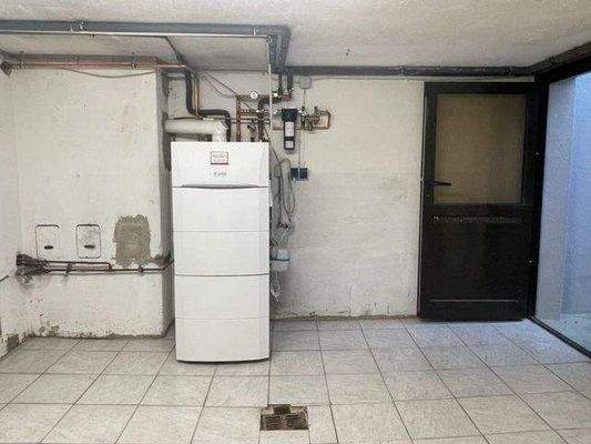 Keller mit Zugang zum Garten