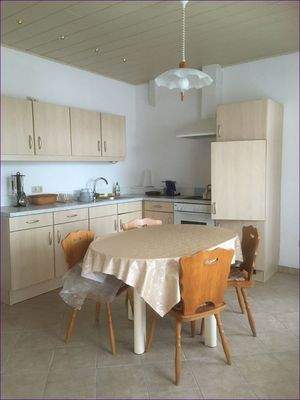 Küche Nebengebäude-FW