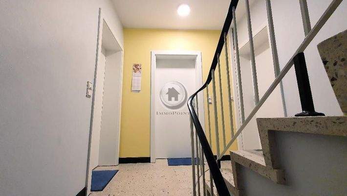 Treppenhaus - Bild 1 - Haus 1