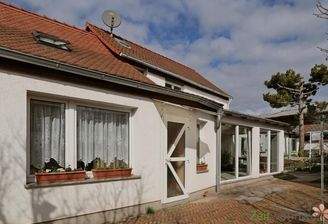 Außenansicht im Februar