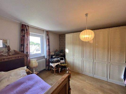 Charmantes Schlafzimmer OG