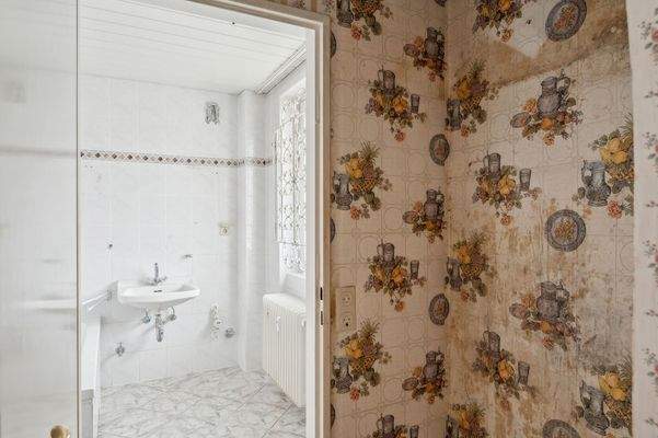 Blick ins Badezimmer