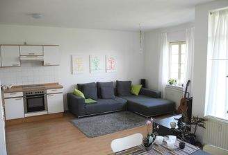 Offener Wohnbereich.jpg