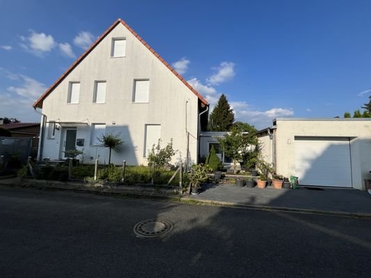 Haus, Garten/Terrasse, Garage