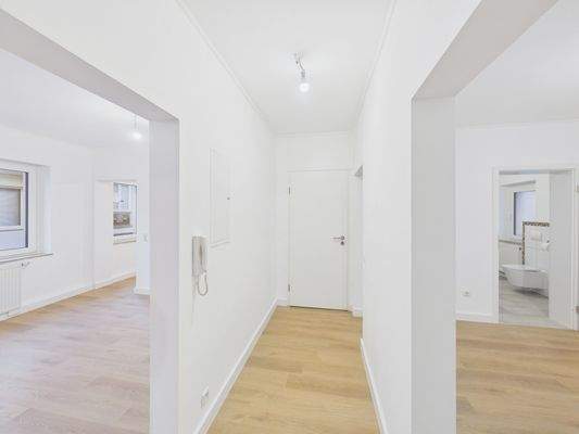 CAM01223G0-PR0200-STILL003