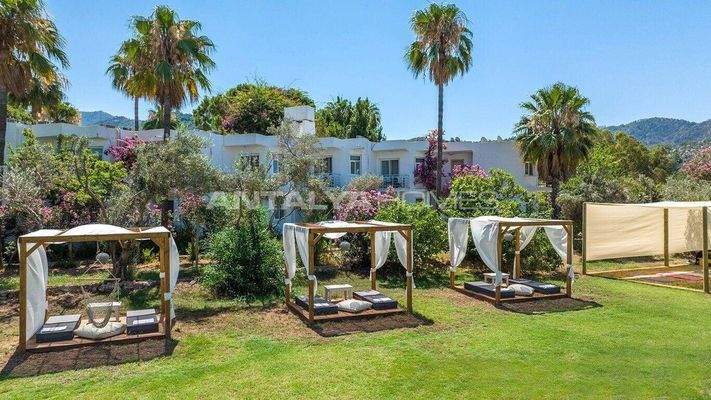 Seafront Boutique Hotel with Private Beach and 30 Rooms in Marmaris