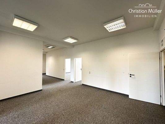 Eingangsbereich mit Zugang zu den Anliegenden Büros