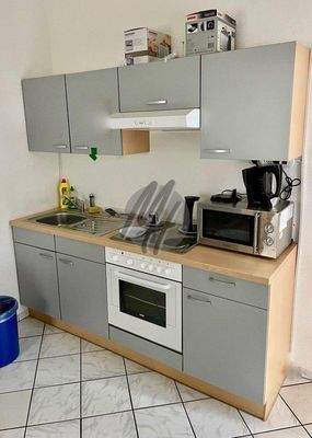 INFOS UNTER: 06171-586000